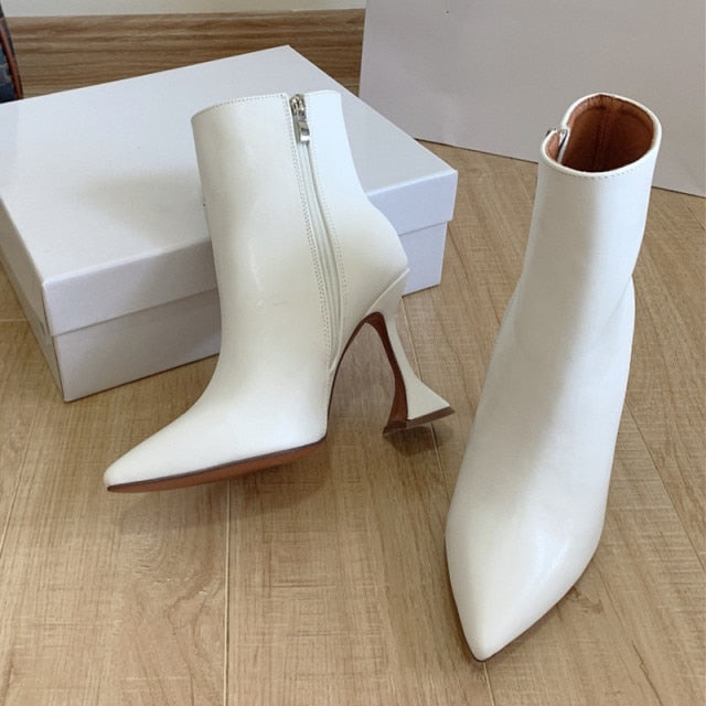 xiangtuibao  Short Boots Women  New Fashion High Heels Pointed Horseshoe Heel Ankle Boots