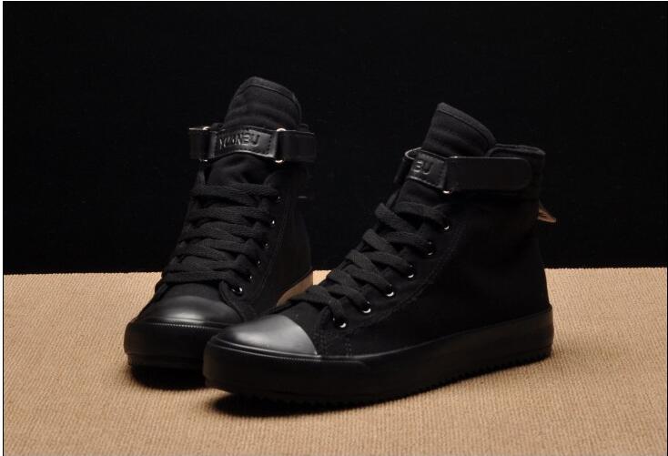 Fashion New Men Light Breathable Canvas Casual All Black white  Red High top Solid Color Sneakers Shoes flats HH-90