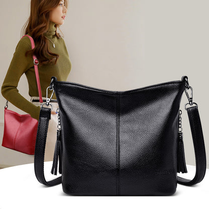 XIANGTUIBAO 2022 New European and American Fashion Leather Tassel Shoulder Women's Bag Casual Simple All-Match Soft Leather Messenger Handbag