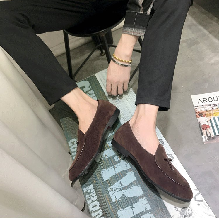 Suede Loafers Men Slip Slippers Tassel Moccasins Man Casual Flats Men's Dress Shoes Italian Leather Slip On Shoes Luxury