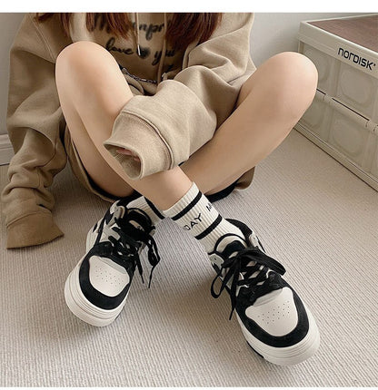 xiangtuibao White Shoes for Women In Autumn and Winter, Versatile High Rise Shoes, New Student Light Sports Shoes women shoes