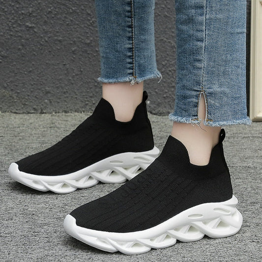 Breathable Knit Platform Women's Sneakers  Summer Non-slip Casual Sports Shoes Ladies Slip on Soft Sole Sneaker Shoes Flats