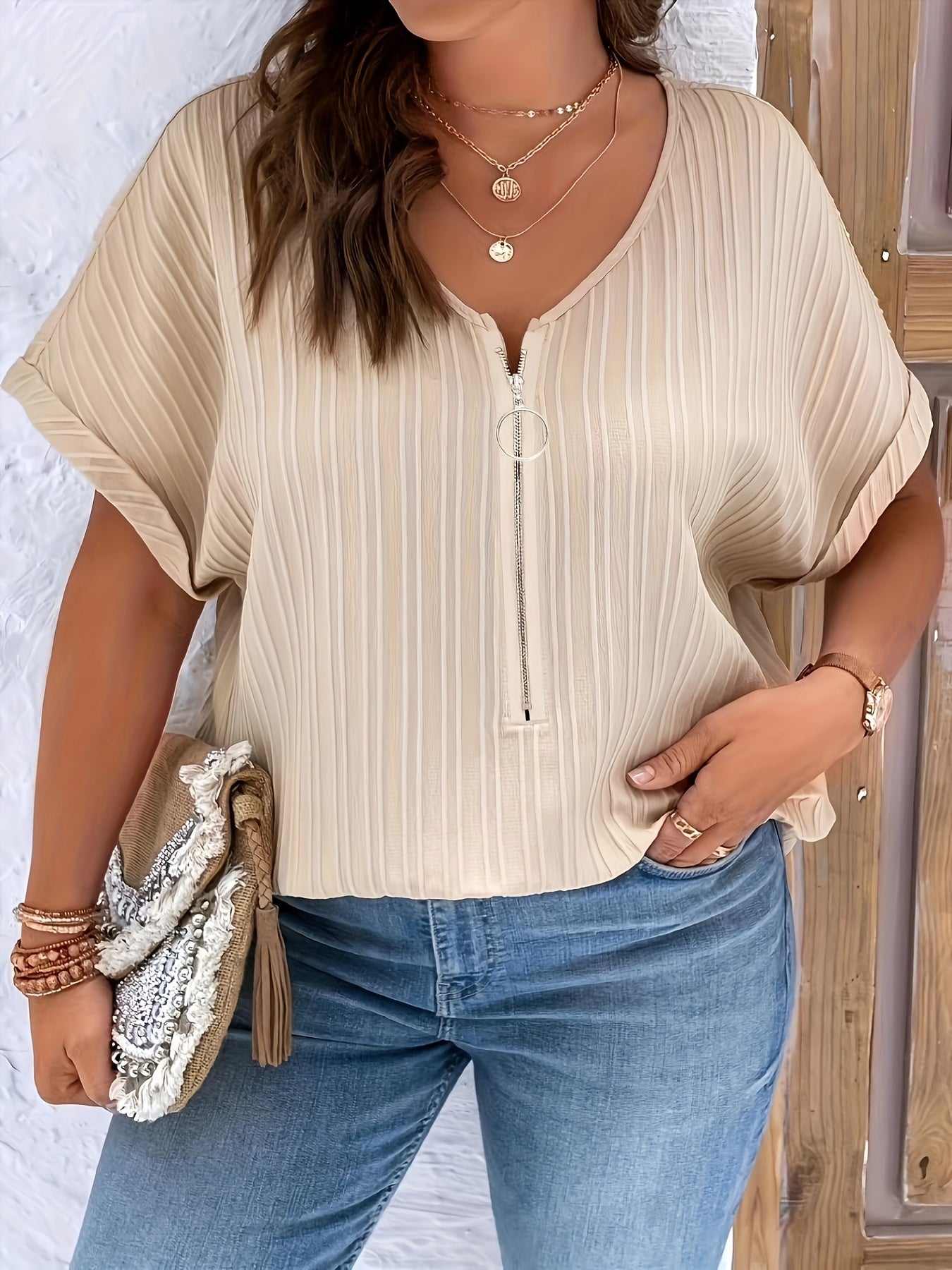 Plus Size Textured Blouse with Fashionable Half-Zip - Flattering V-Neck & Short Sleeves - Perfect Casual Elegance for Spring - Curvy Womens Wardrobe Must-Have