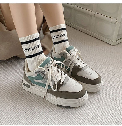 xiangtuibao White Shoes for Women In Autumn and Winter, Versatile High Rise Shoes, New Student Light Sports Shoes women shoes