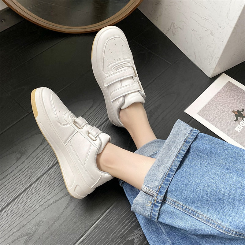 New Chunky Sneakers Women Shoes Flat Platform Shoes Solid Leather Hook & Loop Women's Sports Shoes Woman Sneakers Plus Size