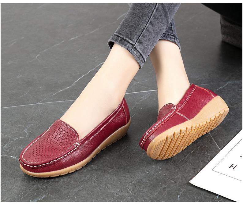 New Moccasins Women Slip On Loafers Female Wedges Flats Ladies Genuine Leather Casual Shoes Comfortable Work Shoes Size 35-44