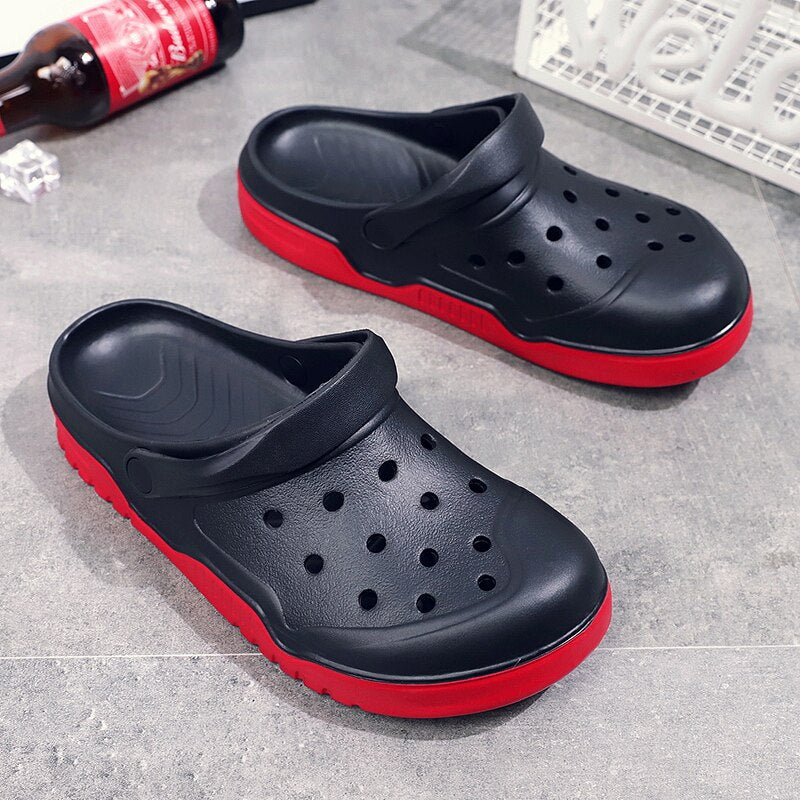 New Men Sandals Crocks Summer Slippers Fashion Hole Shoes Crok Rubber Clogs Breathable Garden Shoes Classic Beach Flat Sandals