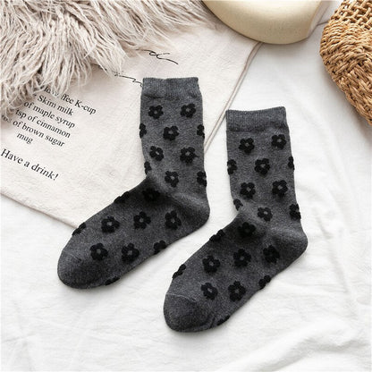 xiangtuibao Cute Flowers Socks Cotton Women Harajuku Japanese Casual Winter Female Kawaii Girl Mid Tube Socks Vintage Floral Fashion Long