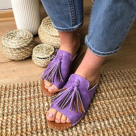 Women Flat Flip Flops Tassel Lace Up Casual Sandals Round Toe Plus Size Straw Sandals Lightweight Comfortable Beach Slippers