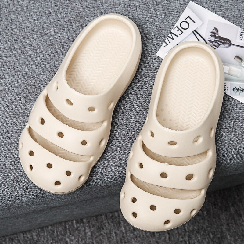 New Fashion Men Slippers Designer Slides Summer Beach Sandals Man Shoes Comfortable House Slippers Trend Wild Outdoor Slipper