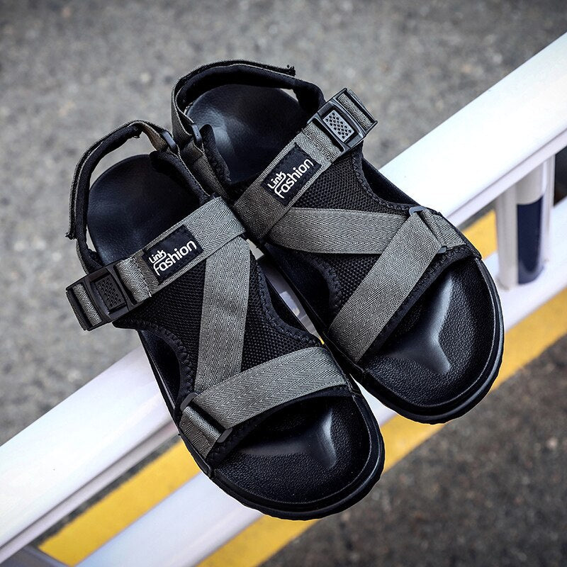 xiangtuibao Men Sandals Summer Shoes New Gladiator Men's Sandals Fashion Man Flip Flops Gray Black Flat Shoes sandalias Male Big Size 36-46