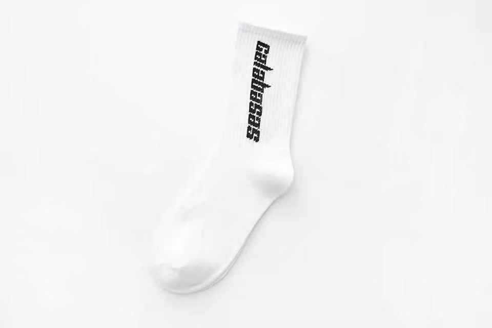 xiangtuibao 2022 Streetwear Skateboard Harajuku CPFM Kanye West Socks Letter Calabasas Rap Basketball Hip Hop Fashion Cotton Socks