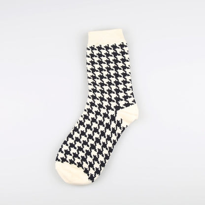 xiangtuibao 1 Pair Japanese Lattice & Vertical Stripes Harajuku Women/Men Fashion Causal Socks Autumn Winter Classic Black&White Socks