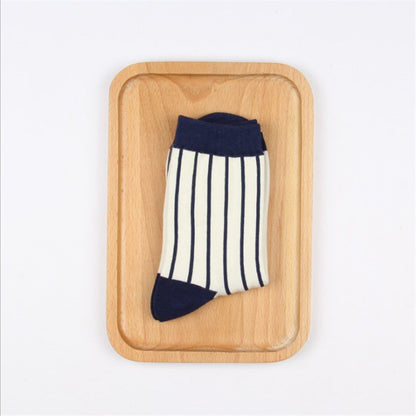 xiangtuibao 1 Pair Japanese Lattice & Vertical Stripes Harajuku Women/Men Fashion Causal Socks Autumn Winter Classic Black&White Socks