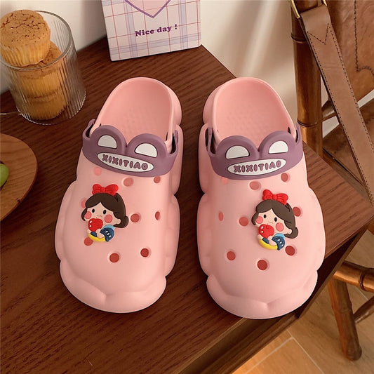 New Cute girly heart hole shoes female summer students wear non-slip deodorant thick-soled bath cute slippers sandals