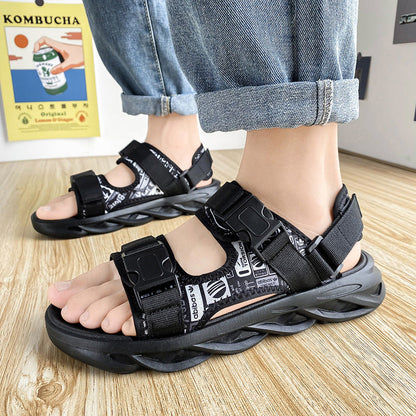 New Men's Breathable Sandals Simple Fashion Beach Shoes Comfortable Non-slip Water Shoes Open Toe Slippers Designer Slides