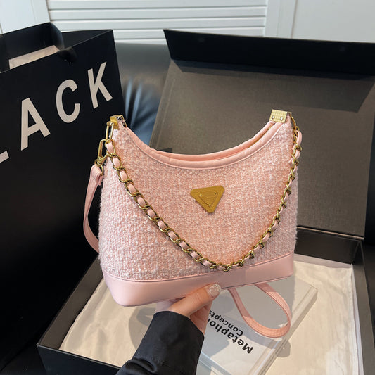 XIANGTUIBAO 2025 Women's bag new coarse woolen small fragrant wind woven bucket bag fashion chain shoulder bag Popular style messenger bag