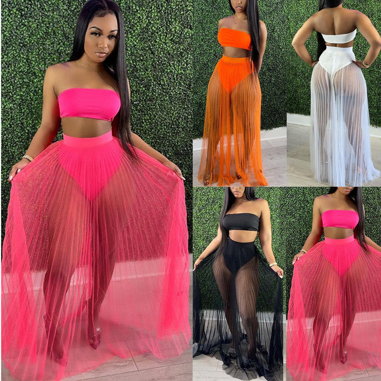 XIANGTUIBAO New's new model, 2025 women's clothing sexy mesh pleated skirt set, chest-wrapped top three-piece skirt set