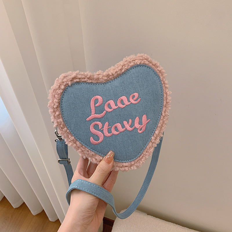 XIANGTUIBAO 2025 Bag Women's popular New Sweetheart Girl Love Crossbody Bag Fashion Letter Embroidery Tide Cake Box Shoulder Bag