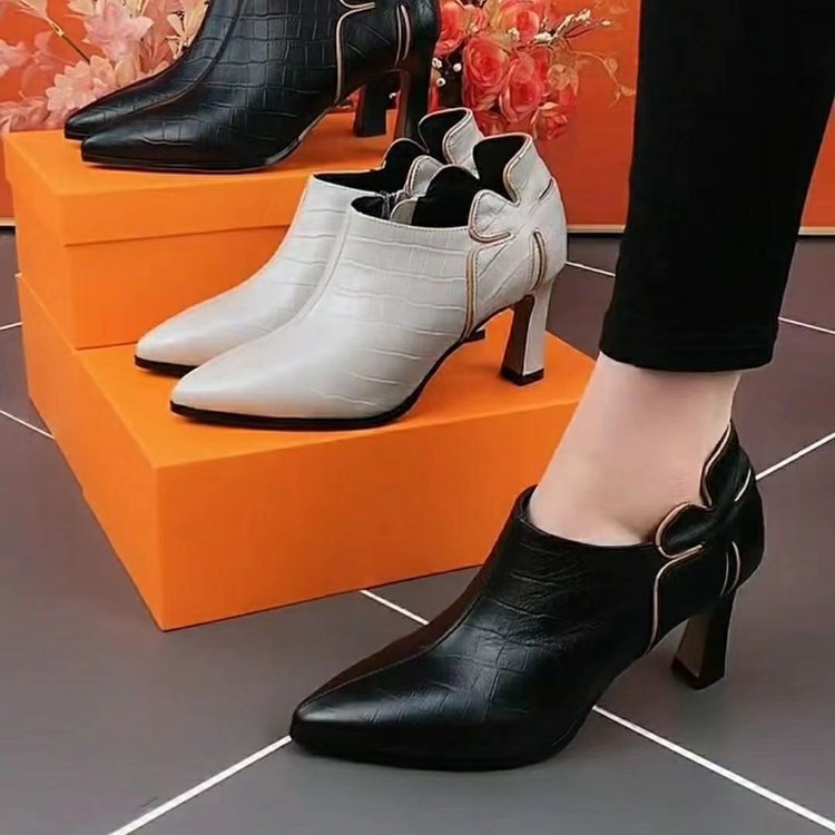 xiangtuibao Spring and Autumn Fashion High Heel Pumps Pointed Toe Chunky Heel Black, Hidden Elevator Women's Shoes Trendy Match Slip-on Fashion Shoes Pumps