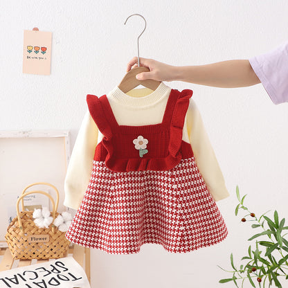 One piece of hair, children's sweater 2024 new autumn and winter Korean version, girls' sweater skirt, tulip plaid pullover.