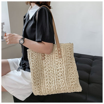 XIANGTUIBAO Cross-Border Hot Sale New Straw Bag Woven Beach Bag Large Capacity One-Shoulder Portable Mori Style Women's Bag Seaside Vacation Bag