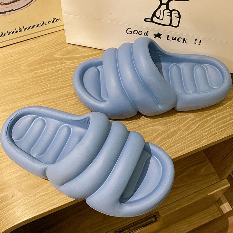 xiangtuibao  Comfort Soft Bottom Women's Cloud Slippers Summer  Non-slip Platform Slippers Women Thick Sole Bathroom Home Slides Sandals