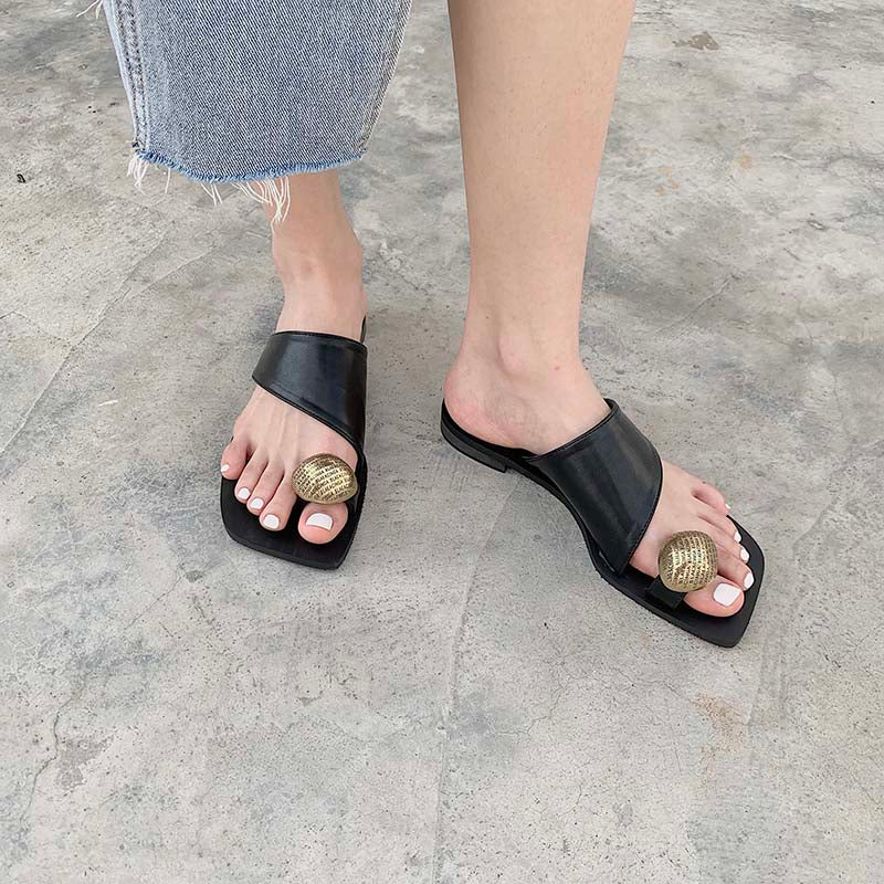 xiangtuibao Metal Flip Flops Fashion  Trend Woman Slippers Ladies Low Heels Casual Outdoor Slides Slippers Women Flats Designer Shoes