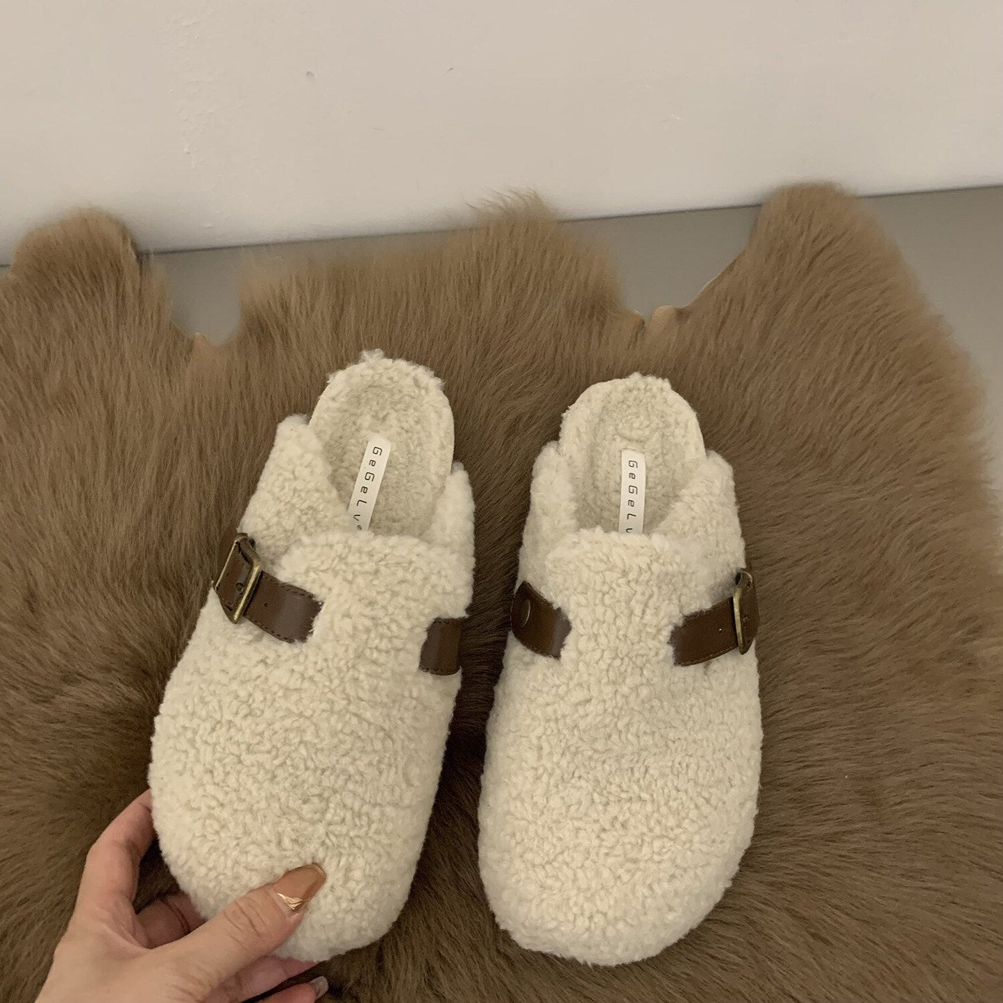 xiangtuibao Plush Muller Shoes Half Slipper For Women Fashion Designed Belt Buckle Furry Indoor Slippers Winter Warm Keeping Shoes