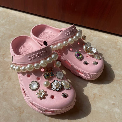 Exclusive Customization Women Clog Shoes And Charms Rhinestones Jewelry Garden Shoes Sandals Flip Flops Female Slippers 36-44