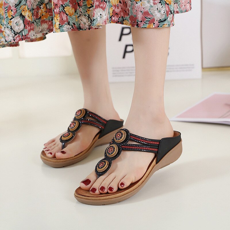 Summer Shoes Women Slippers Flip Flops Fashion Ladies Summer Holiday Shoes Flat Soft Bohemian Style Plus Size 42 A3742