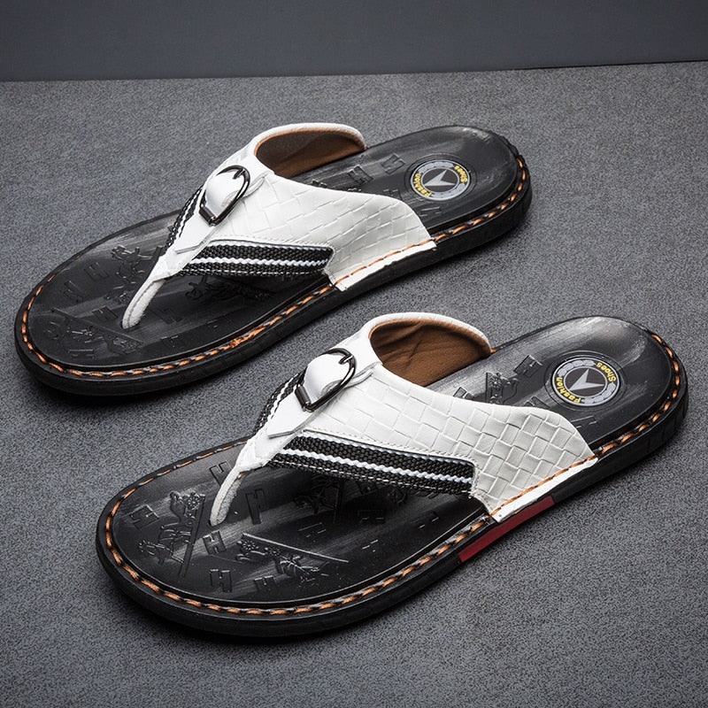 xiangtuibao  Flip Flops for men Genuine Leather Luxury brand Slippers Beach Casual Sandals  new Summer Men Fashion Shoes white