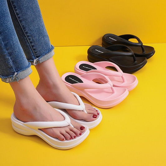 xiangtuibao  Beach Female Flip Flops Summer  New Clip Toe Thick Platform Slippers Women Wedges Non-slip Soft Sandals Home Slides