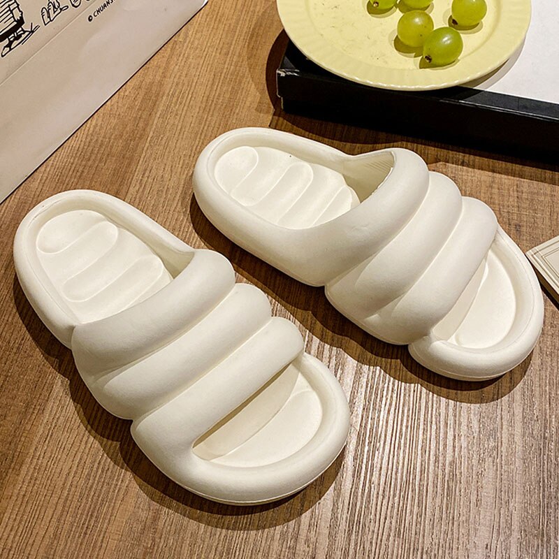 xiangtuibao  Comfort Soft Bottom Women's Cloud Slippers Summer  Non-slip Platform Slippers Women Thick Sole Bathroom Home Slides Sandals