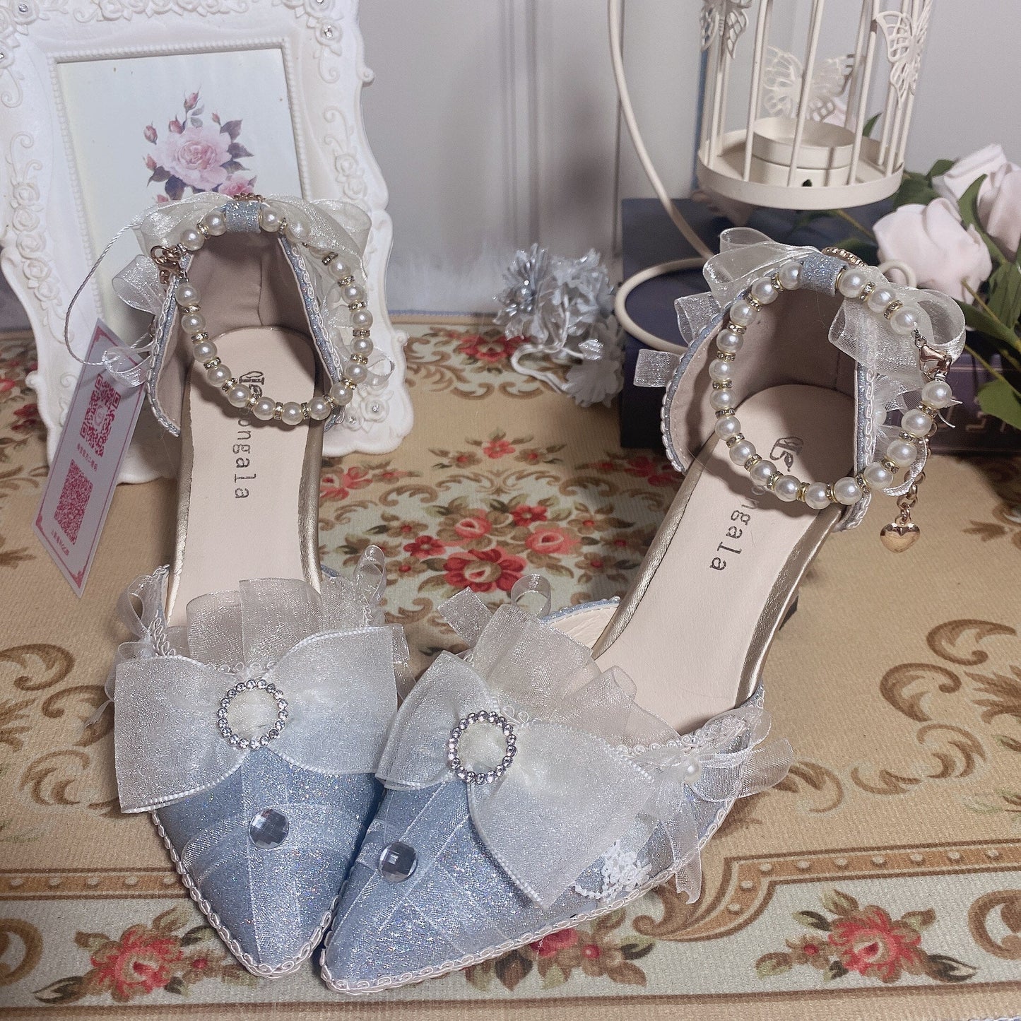 xiangtuibao Pearl Chain Sweet Lace Bowknot Elegant Princess  Pointed Sandals Lolita Shoes Silver Wedding Tea Party Cosplay Lolita Shoes