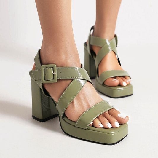 xiangtuibao Glossy Patent Leather Material Square Head Cross Thin Belt Women's Peep Toe Shoes Square Buttoned Ankle Extra Cut-Out Sandals