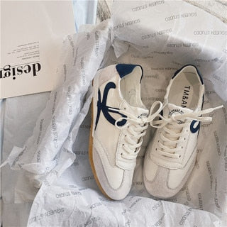 xiangtuibao   Retro Flat Bottom Casual and Lightweight Classic Sneakers Women Shoes Sneaker Women