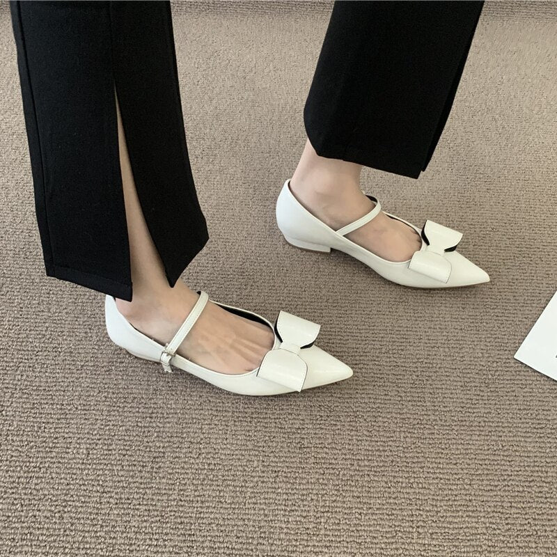 Pointed Toe Flats Women  New Bowknot Casual Loafers Boat Shoes Comfortable Soft Ballet Flats Summer Red Wedding Shoes