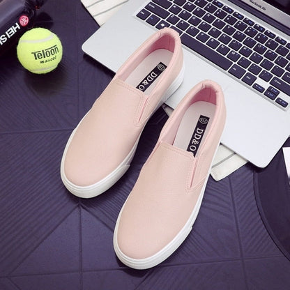 Women Sneakers Leather Shoes Spring Trend Casual Flats Sneakers Female New Fashion Comfort Slip-on Platform Vulcanized Shoes