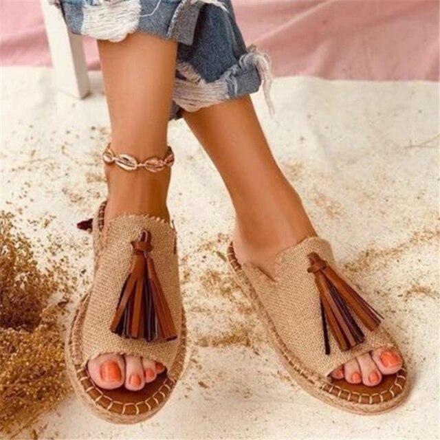 JIANBUDAN New Fringe Slides Women's Fashion Outdoor Flat Slippers  Summer comfortable sandals Big size Casual women's slippers