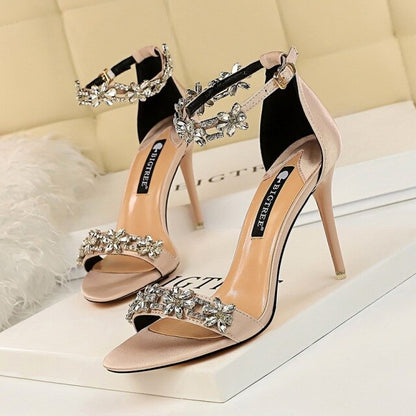 xiangtuibao Shoes Woman Heels Crystal Bridal Wedding Shoes Ladies Silk Elegant High Heel Shoes Stiletto Women Pumps Female Sandals