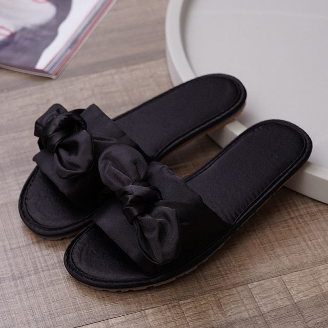 New Style Women's Satin Slippers Home Warm Slippers with Bowknot Indoor Non-slip Slippers for Four Seasons Wedding Festive Shoes