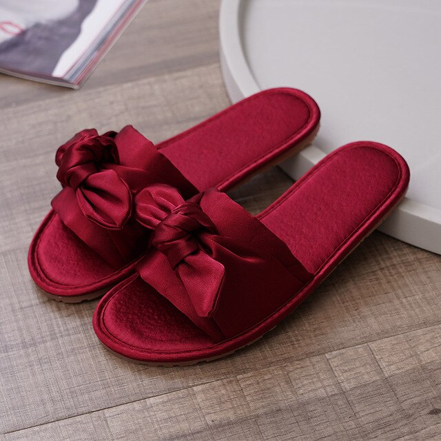 New Style Women's Satin Slippers Home Warm Slippers with Bowknot Indoor Non-slip Slippers for Four Seasons Wedding Festive Shoes