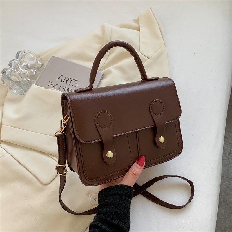 Messenger Bags Women Vintage Design Students Casual College All-match Cross Body Bag Luxury Design Fashion New Arrival Bolsa Ins