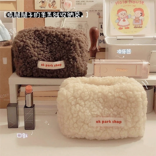 Simple Flannel Cosmetic Bags Student Storage Bag Women Girls Makeup Lipstick Pouch Soft Lamb Plush Pencil Pen Bag Case Clutch