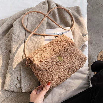 Luxury Brand Lambswool Women Shoulder Bags Fashion Designer Plush Messenger Bag Faux Fur Crossbody Bag Ladies Small Phone Purse