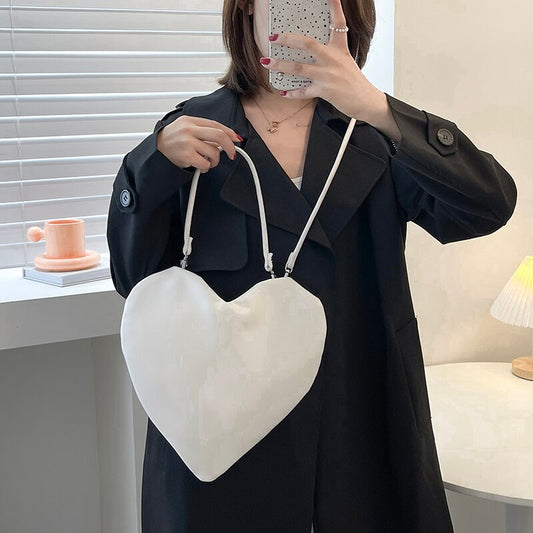 Designer Heart Shaped Solid Color Shoulder Bag Women&amp;#39;s PU Leather Crossbody Bag Luxury Handbag and Purse Female Tote Bag Clutchs