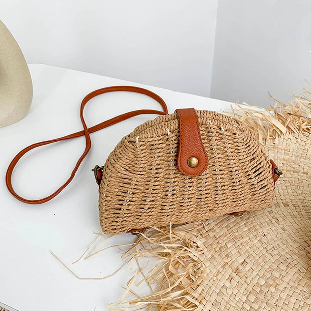 Women Straw Woven Semicircle Bags Handmade Rattan Dumpling Shoulder Bag Female Summer Beach Small Crosbody Vacation Purses