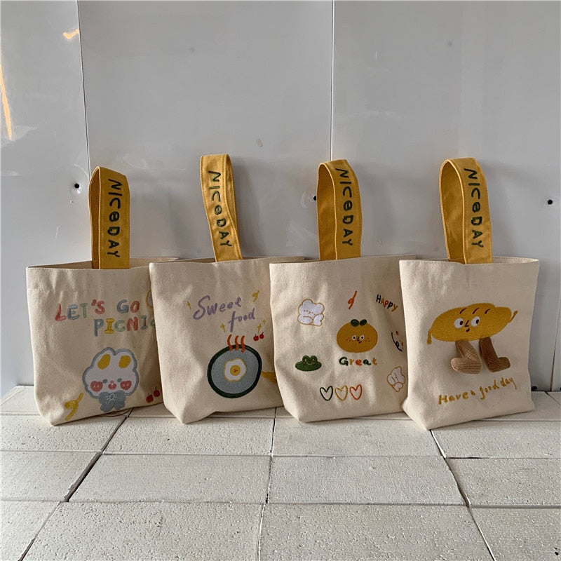 Female Embroidery Lunch Bento Bag Fashion Design Ladies Clutch Purse Handbags Cute Cartton Women Small Bucket Shoulder Bags