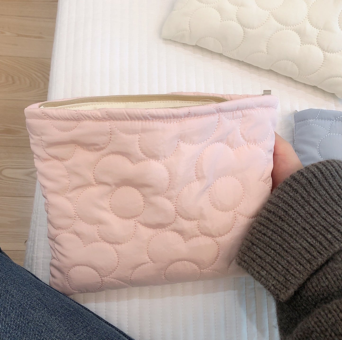 Korean Solid Color Quilted Makeup Bag Cute Flower Women&#39;s Comestic Bag Case Travel Toiletry Bags Beauty Case Portable Inner Bag